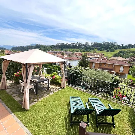 Holiday home Adosado En *